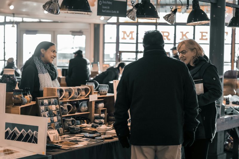 Perusopas kävijämäärien laskentaan pienille retail-myymälöille